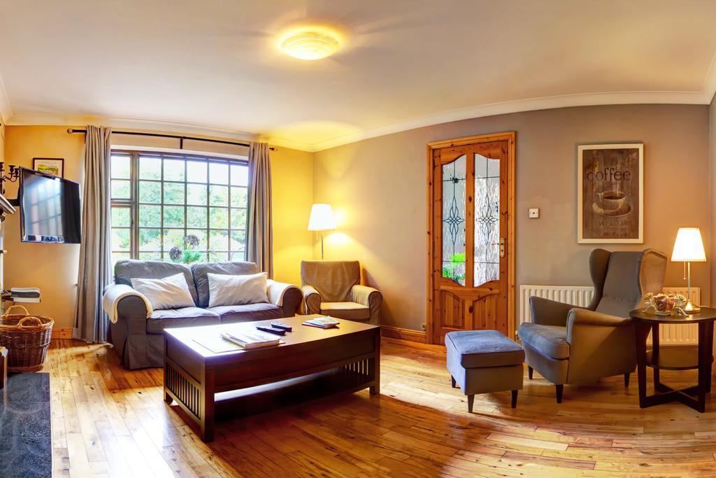 Woodside Lodge Accomodation Westport Exteriör bild