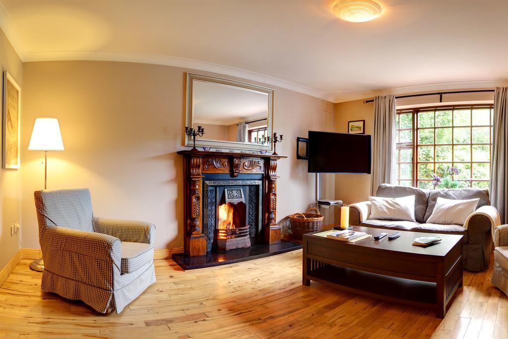 Woodside Lodge Accomodation Westport Exteriör bild